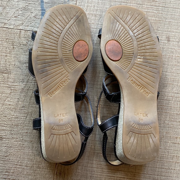 BeautiFeel Black Leather Wedge Heels Sandals Size 38 - Picture 13 of 16